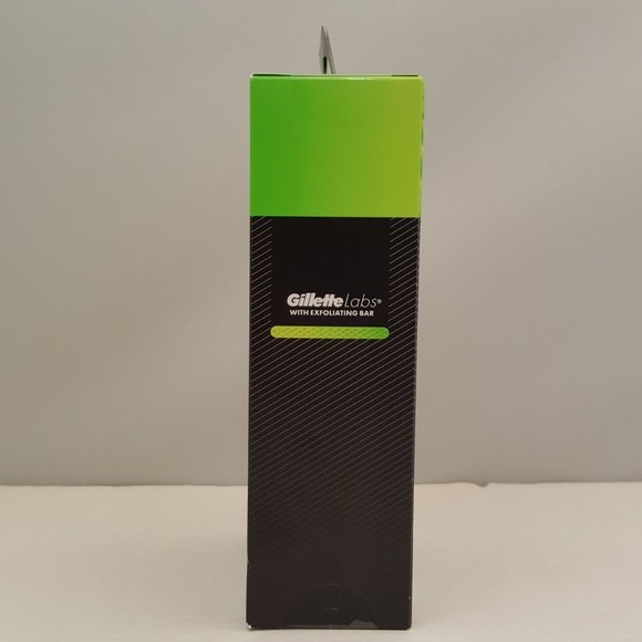 NEW Gillette GilletteLabs Mens Razor w/ Exfoliating Bar 1 Refill - Picture 2 of 7